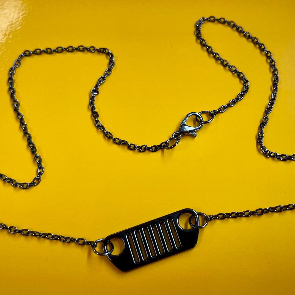20" Off-road Grill NECKLACE for the 4x4 Off-Road Enthusiasts! Gunmetal Colored.